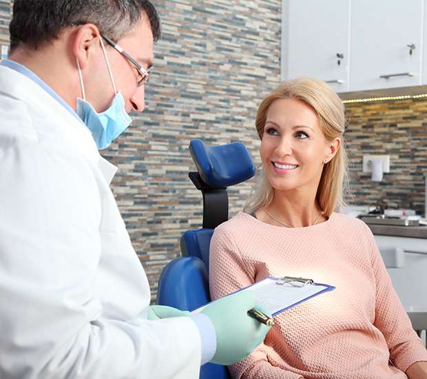 Oakland Park Questions to Ask at Your Dental Implants Consultation